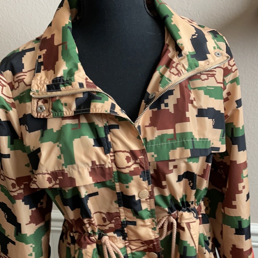 Camouflage rain jacket - Picture 2 of 7